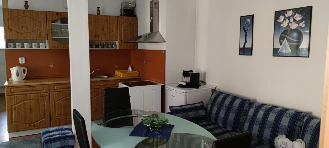 Apartmán Hluboká nad Vltavou Exterior foto